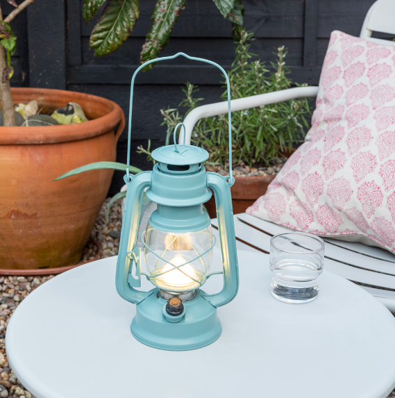 LED hurricane lantern - Aqua lit